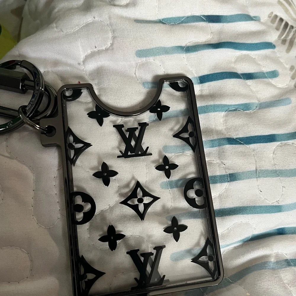 Louis Vuitton Keychain Card ID 🪪 ID WALLET